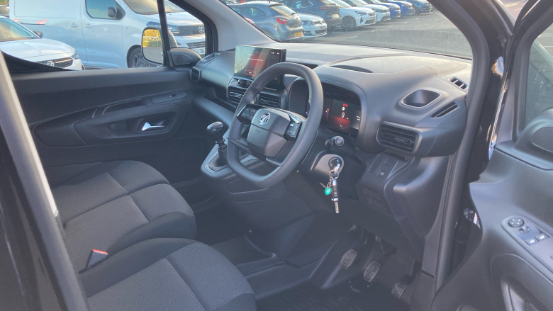 Vauxhall Combo Cargo Combo Diesel 1.5 Turbo D 100ps Pro H1 Van